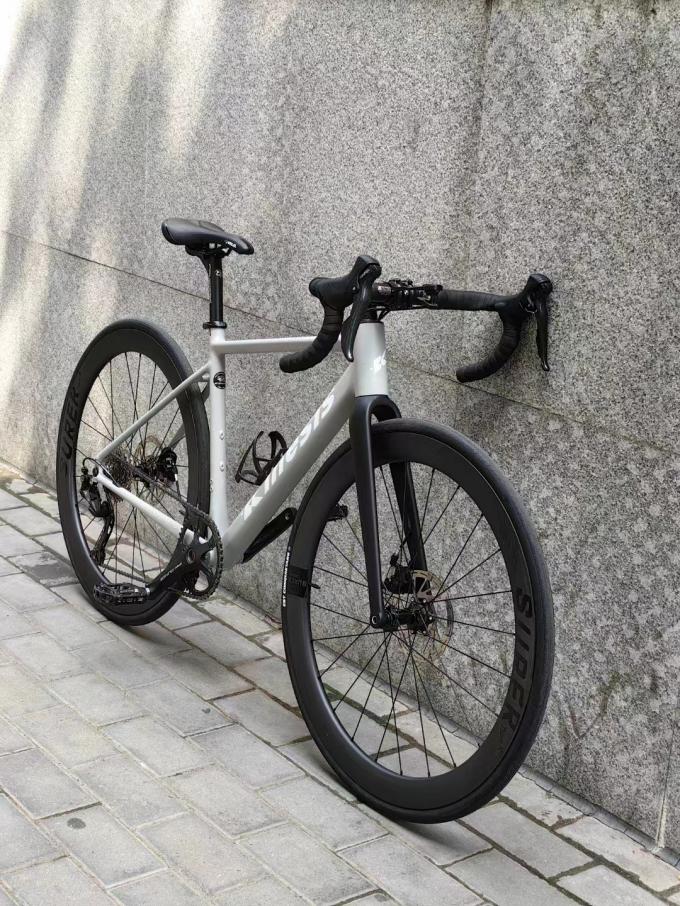 एल्यूमीनियम मिश्र धातु सड़क साइकिल फ्रेम फ्लैट माउंट डिस्क रोड साइकिल साइकिल फ्रेम आंतरिक केबल रूटिंग 11
